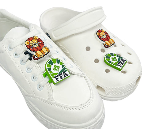 How to Use Crocs Jibbitz Charms for a Unique Look